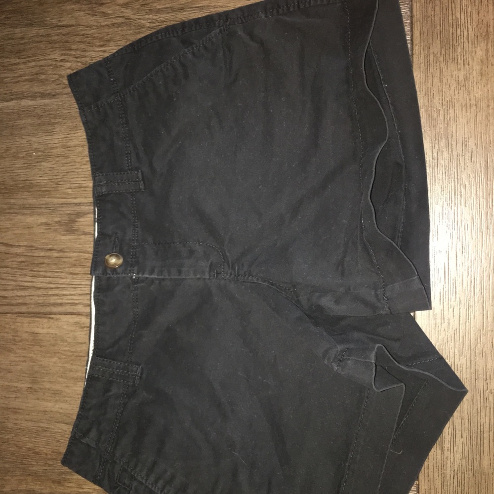 Black Shorts (Old Navy)